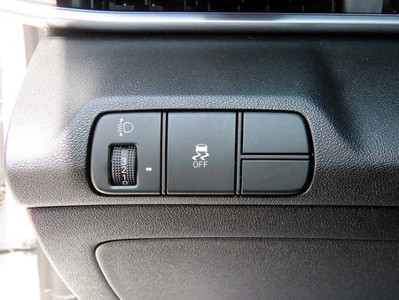Hyundai Avante — photo 12