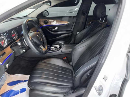 Mercedes-Benz E-Class — photo 06