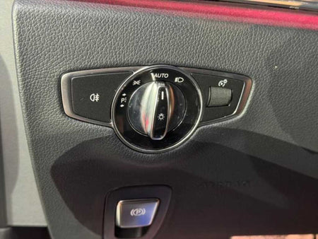Mercedes-Benz E-Class — photo 13