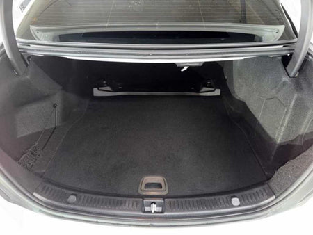 Mercedes-Benz E-Class — photo 16
