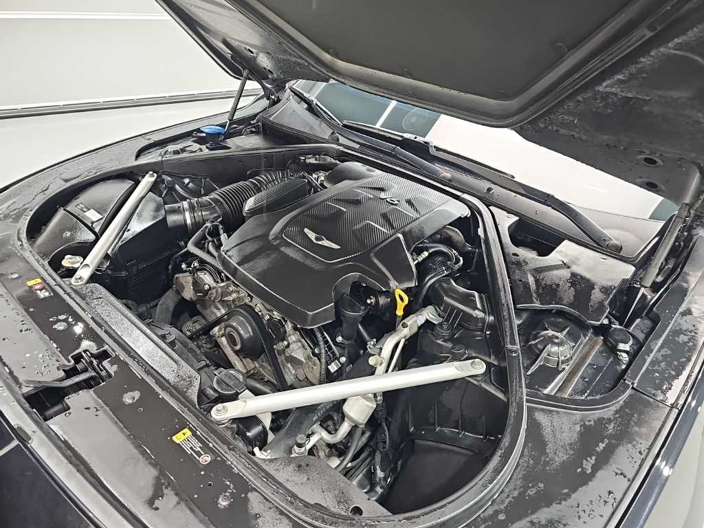 Genesis G90 — photo 05