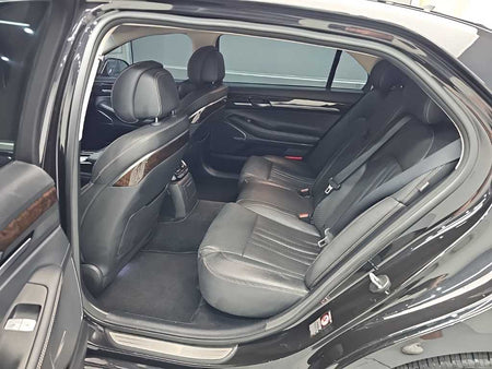 Genesis G90 — photo 12