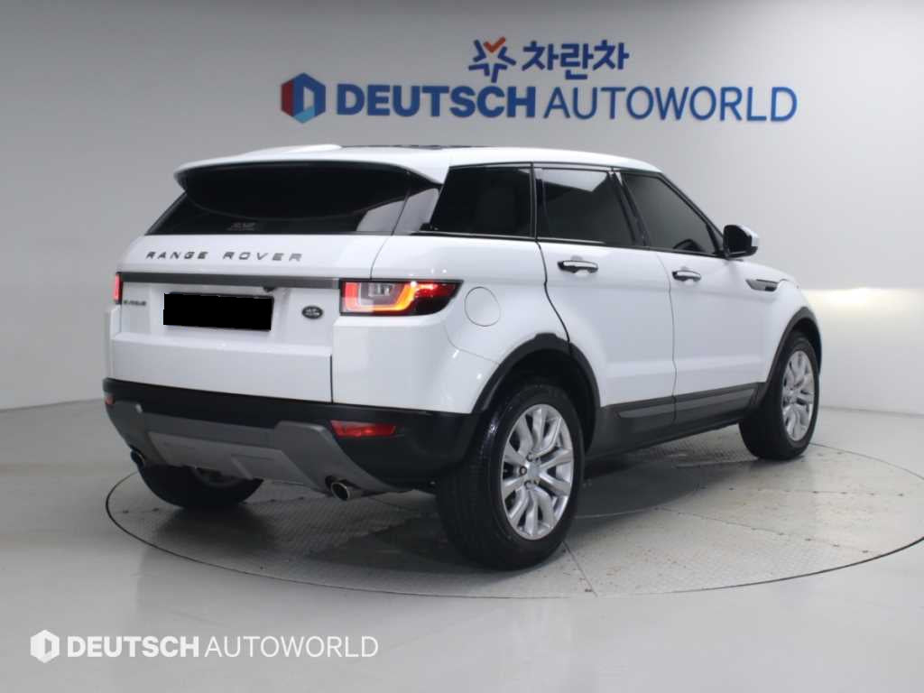 Land Rover Range Rover Evoque — photo 02