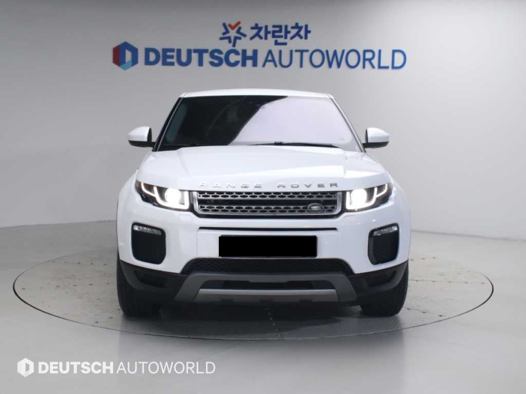 Land Rover Range Rover Evoque — photo 03