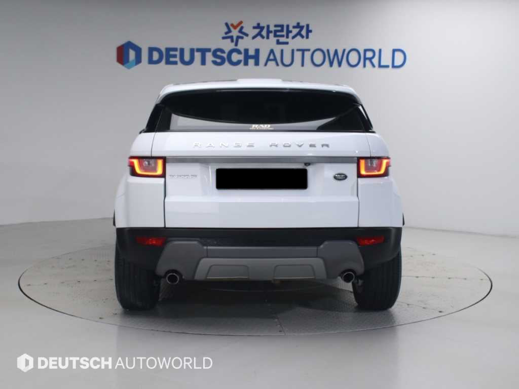 Land Rover Range Rover Evoque — photo 04