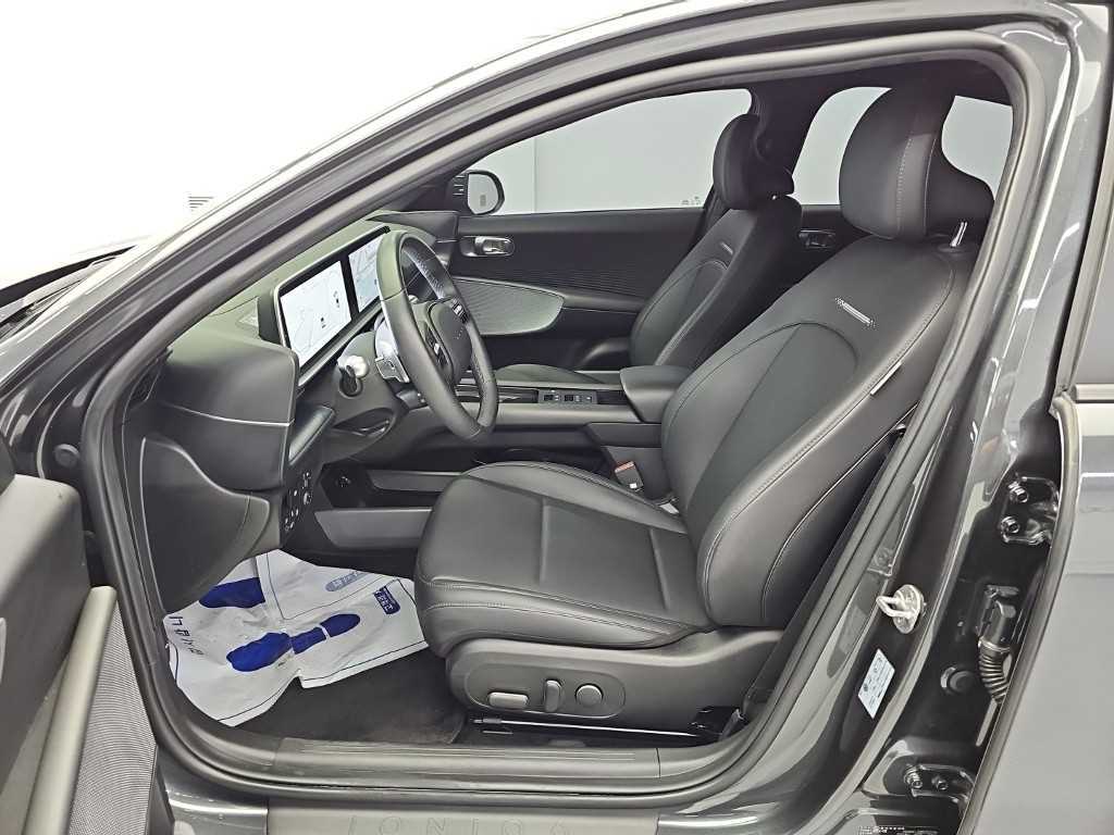 Hyundai Ioniq6 — photo 11