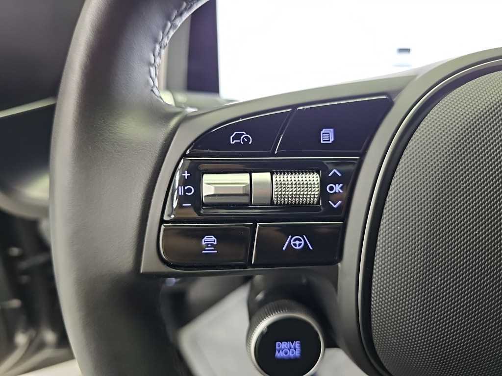 Hyundai Ioniq6 — photo 17