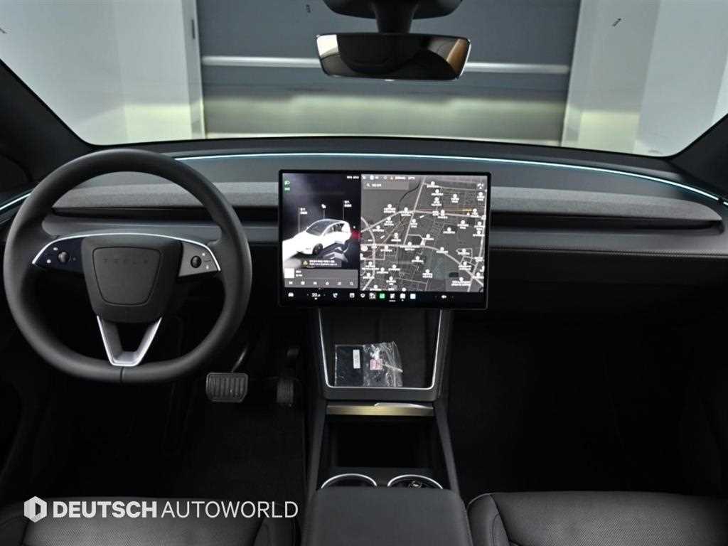 Tesla Model Y — photo 07