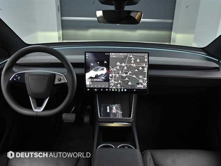 Tesla Model Y — photo 07