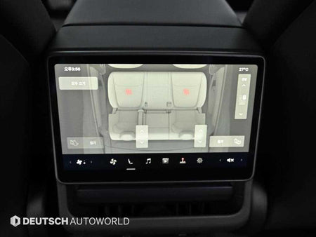 Tesla Model Y — photo 16