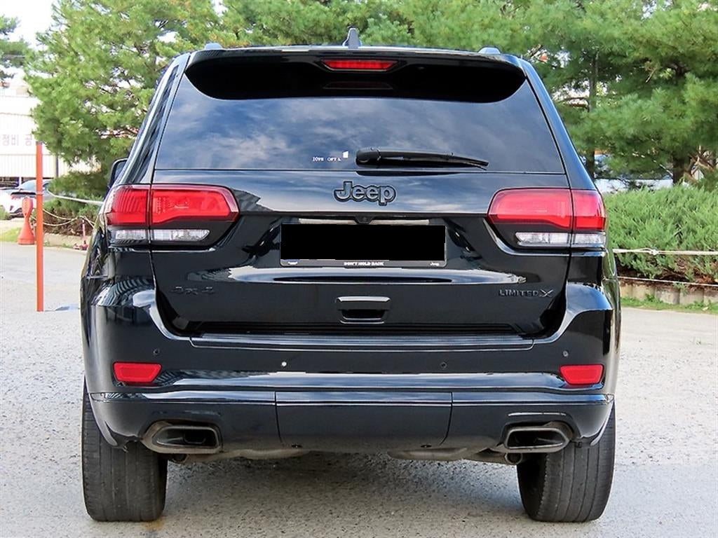 Jeep Cherokee — photo 04