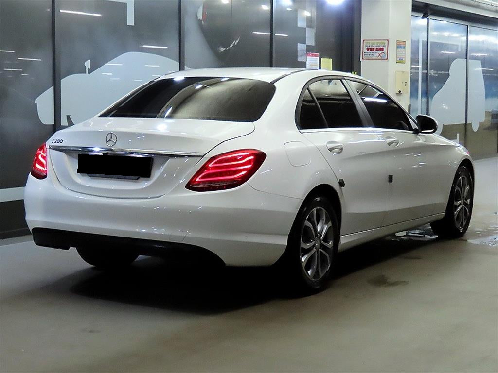 Mercedes-Benz C-Class — photo 04