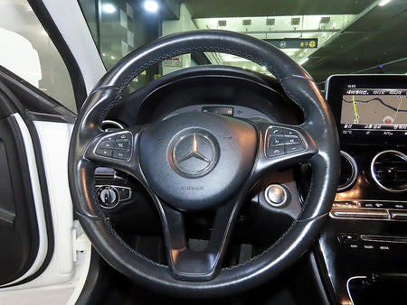 Mercedes-Benz C-Class — photo 08
