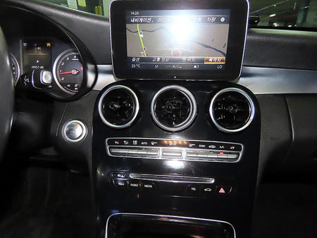 Mercedes-Benz C-Class — photo 11