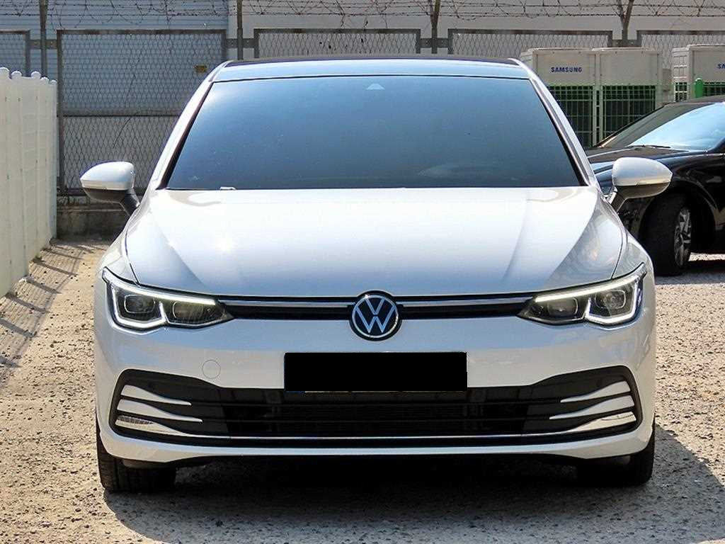 Volkswagen Golf — photo 01