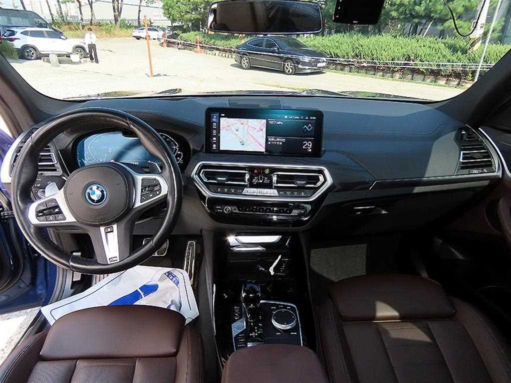 BMW X3 — photo 07