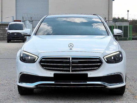 Mercedes-Benz E-Class — photo 01