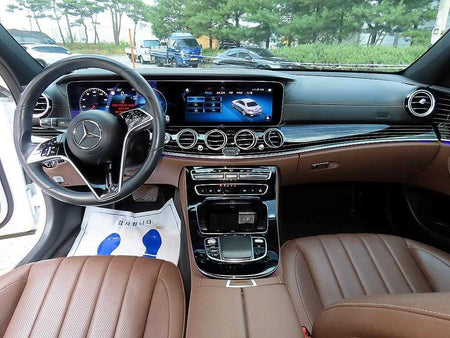 Mercedes-Benz E-Class — photo 07