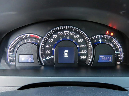 Toyota Camry — photo 09