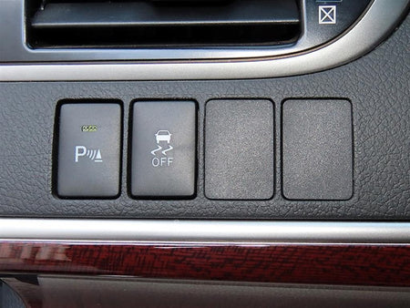 Toyota Camry — photo 12