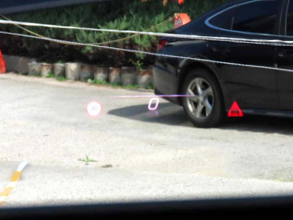 Mercedes-Benz S-Class — photo 10