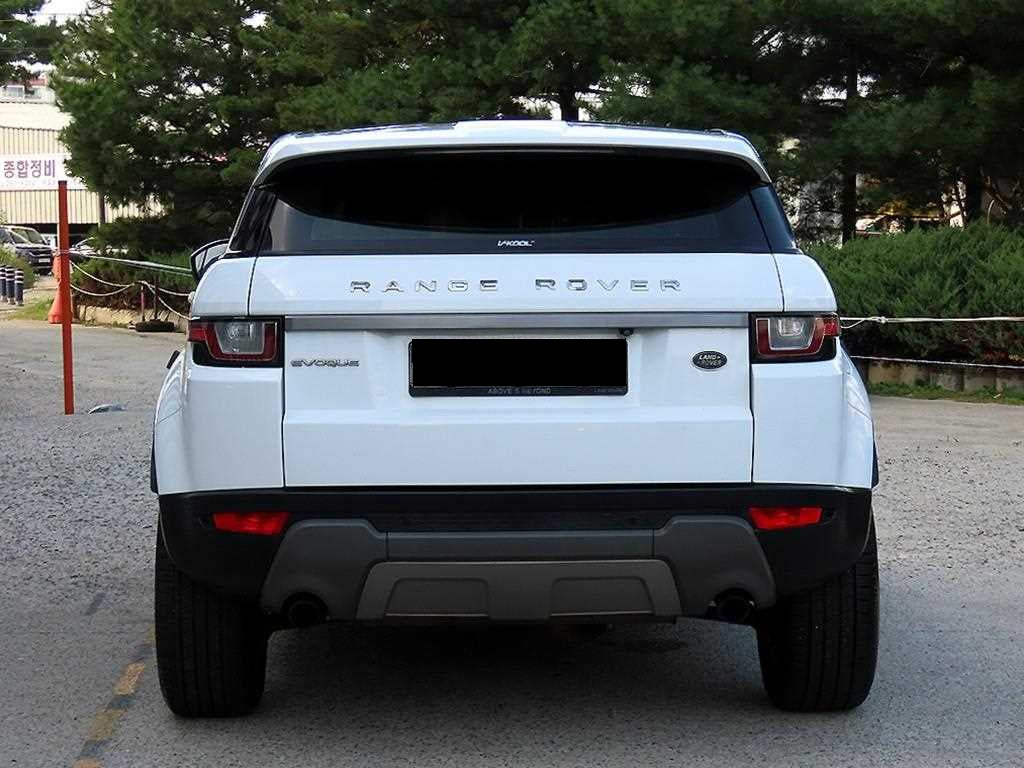 Land Rover Range Rover Evoque — photo 04