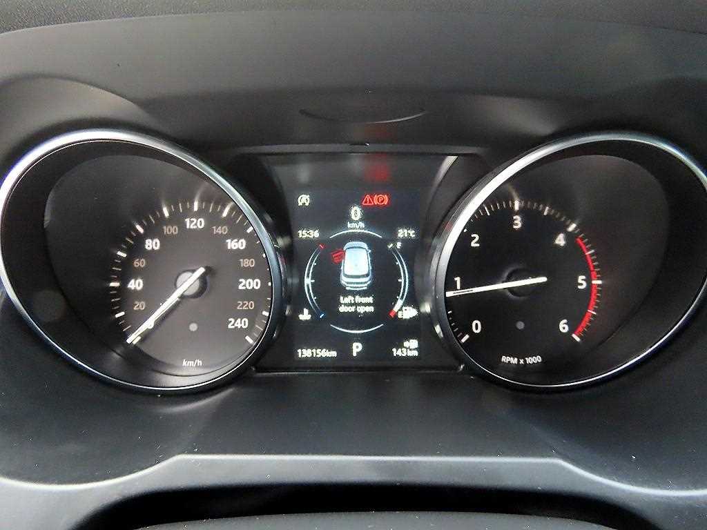 Land Rover Range Rover Evoque — photo 09
