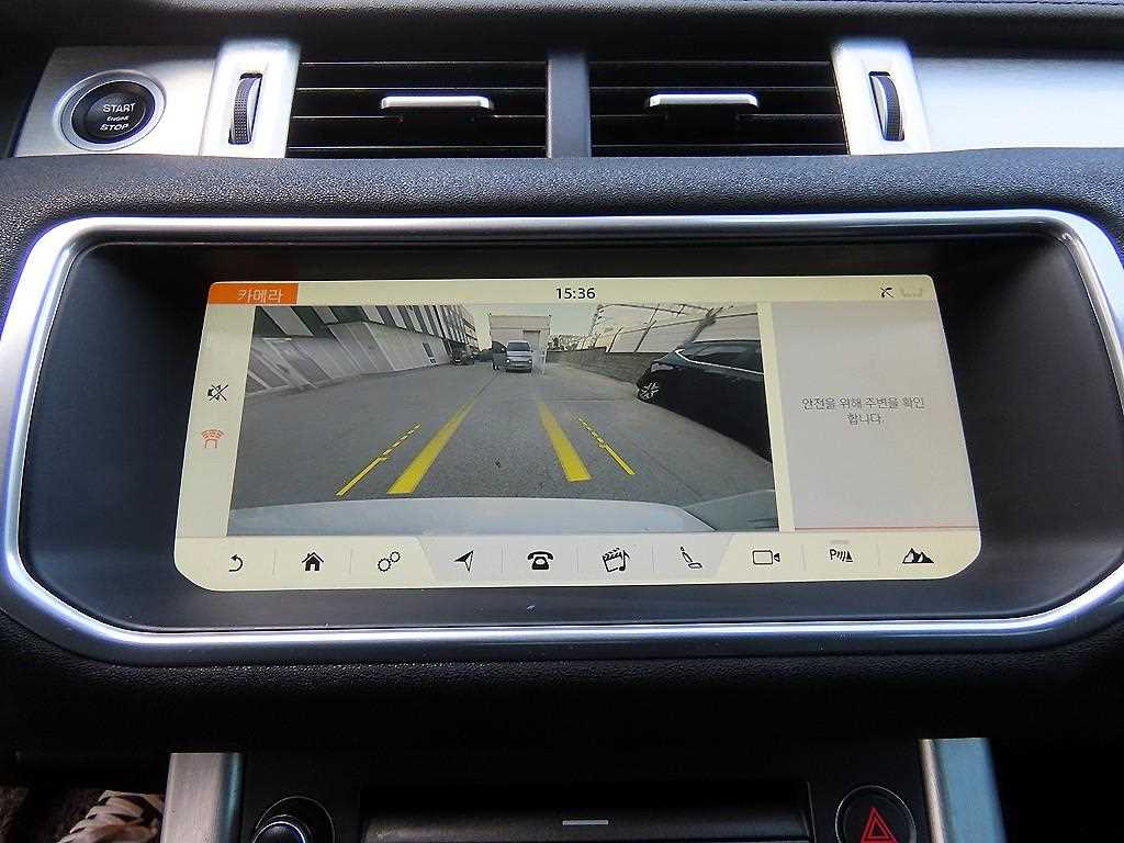Land Rover Range Rover Evoque — photo 15