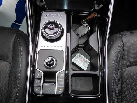 Kia Sorento — photo 10