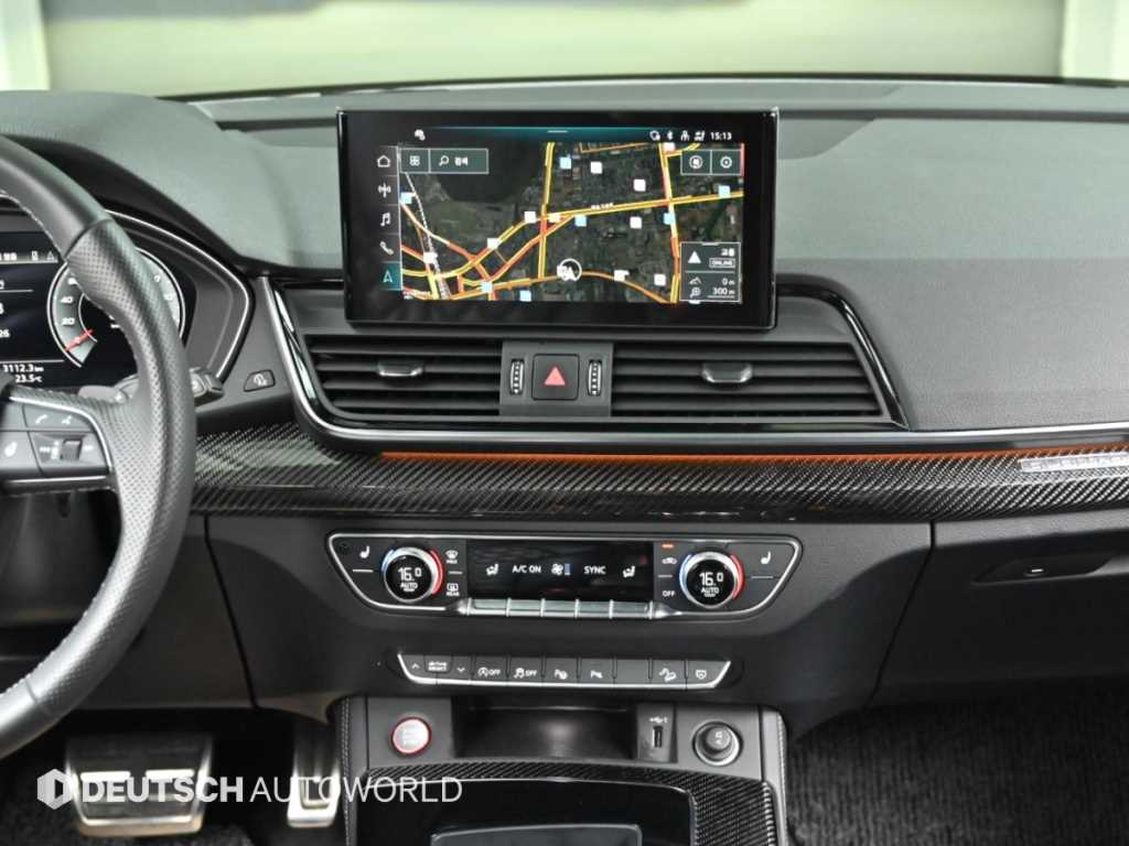 Audi SQ5 — photo 14