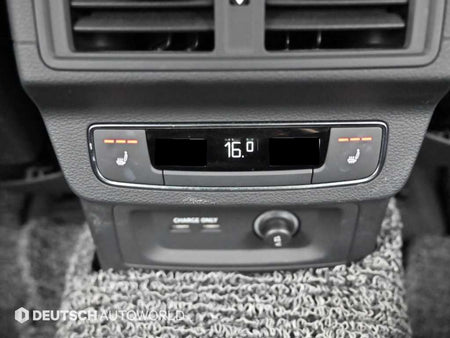 Audi SQ5 — photo 16