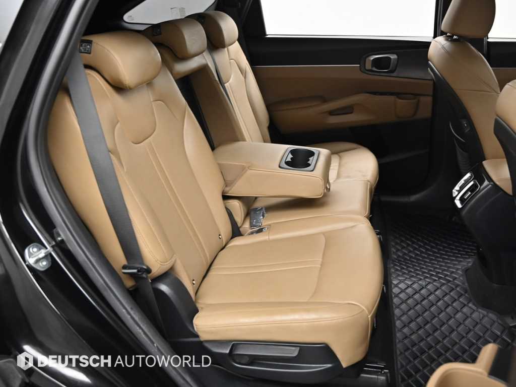 Kia Sorento — photo 12