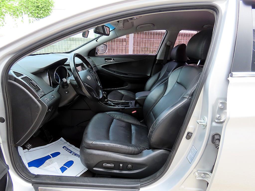 Hyundai Sonata — photo 05