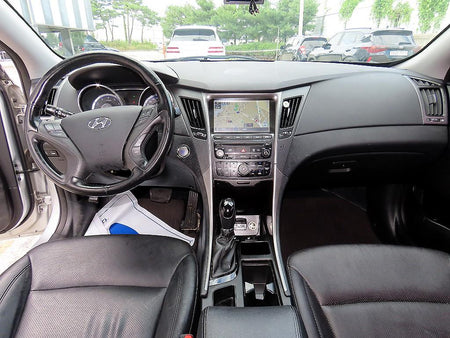 Hyundai Sonata — photo 07