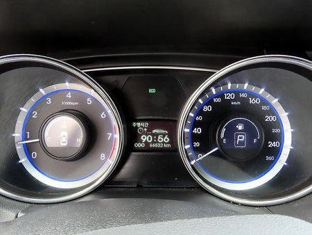 Hyundai Sonata — photo 09