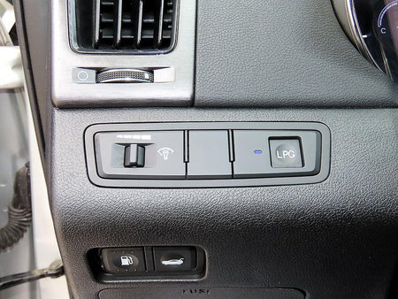 Hyundai Sonata — photo 11