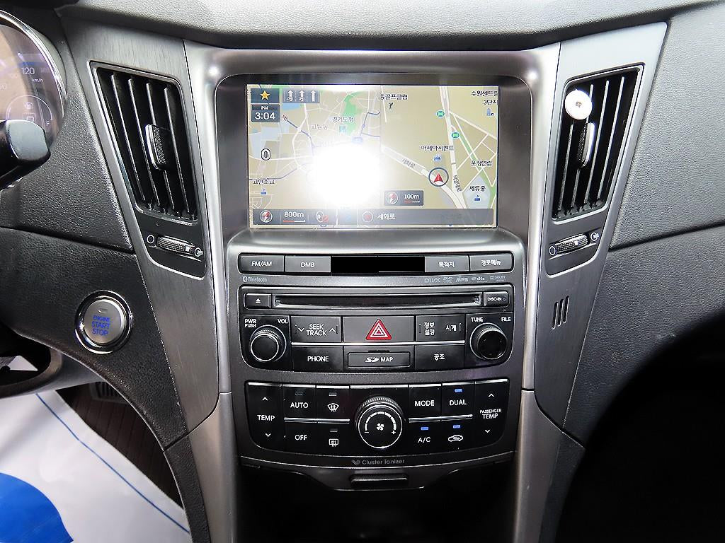 Hyundai Sonata — photo 13