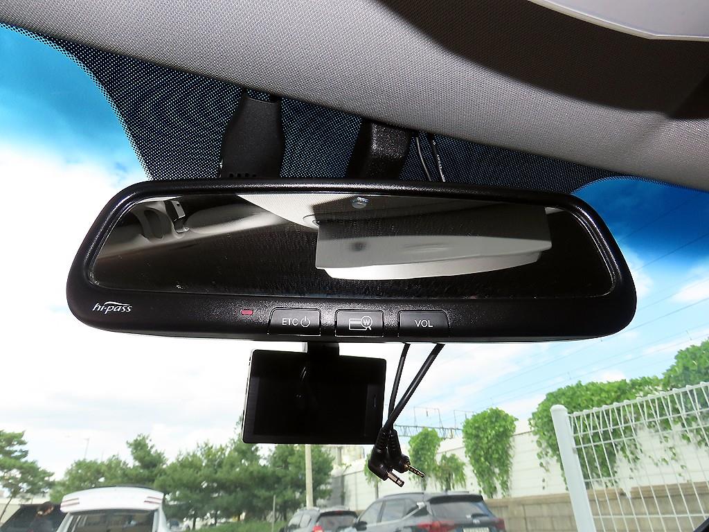 Hyundai Sonata — photo 17