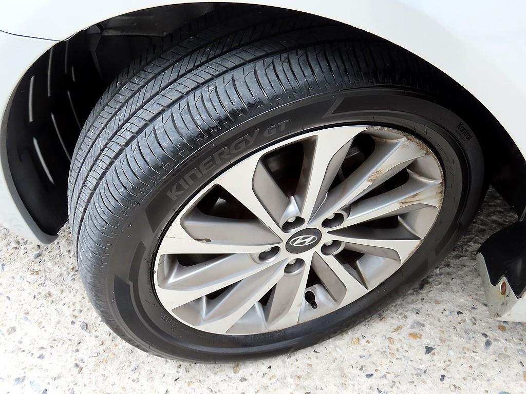 Hyundai Sonata — photo 20