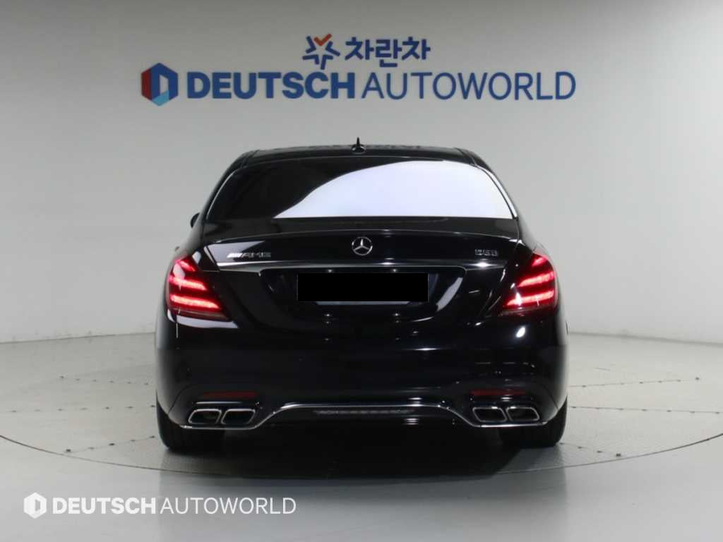 Mercedes-Benz S-Class — photo 04