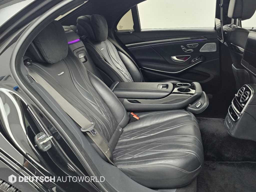 Mercedes-Benz S-Class — photo 12