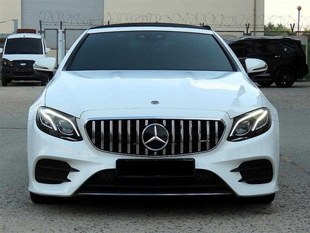 Mercedes-Benz E-Class — photo 05
