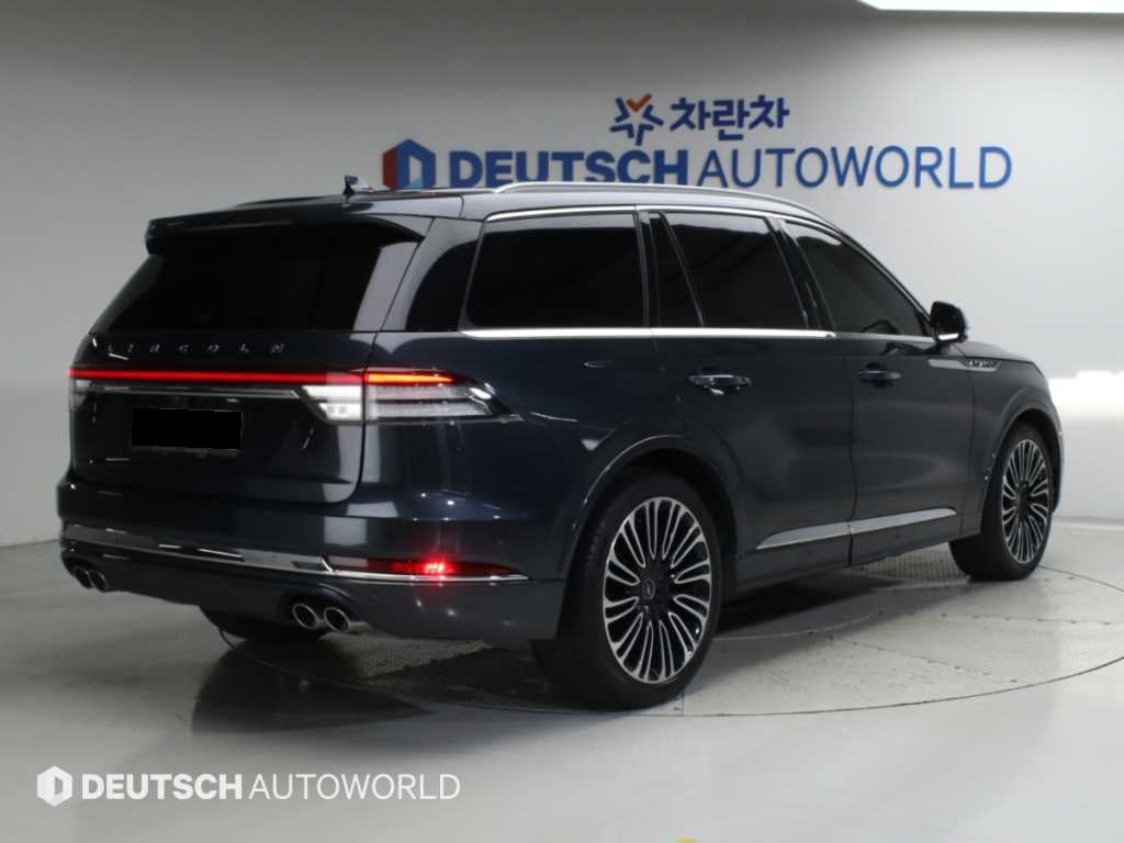 Lincoln Aviator — photo 02