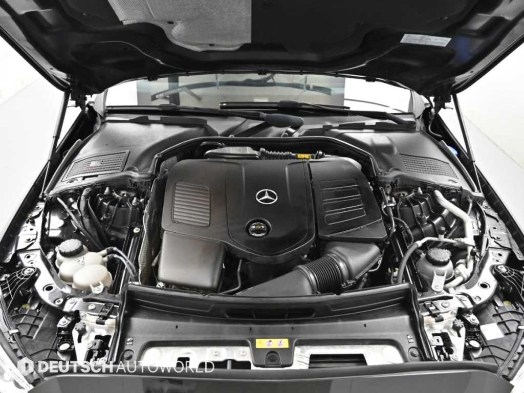 Mercedes-Benz C-Class — photo 06