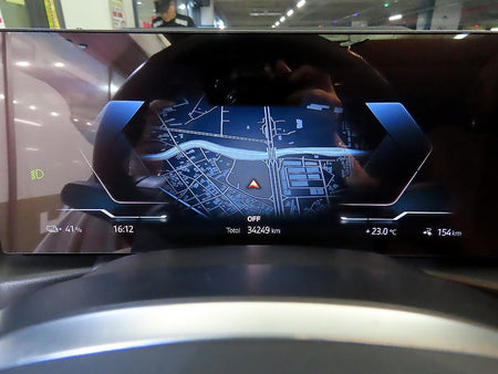 BMW i4 — photo 09