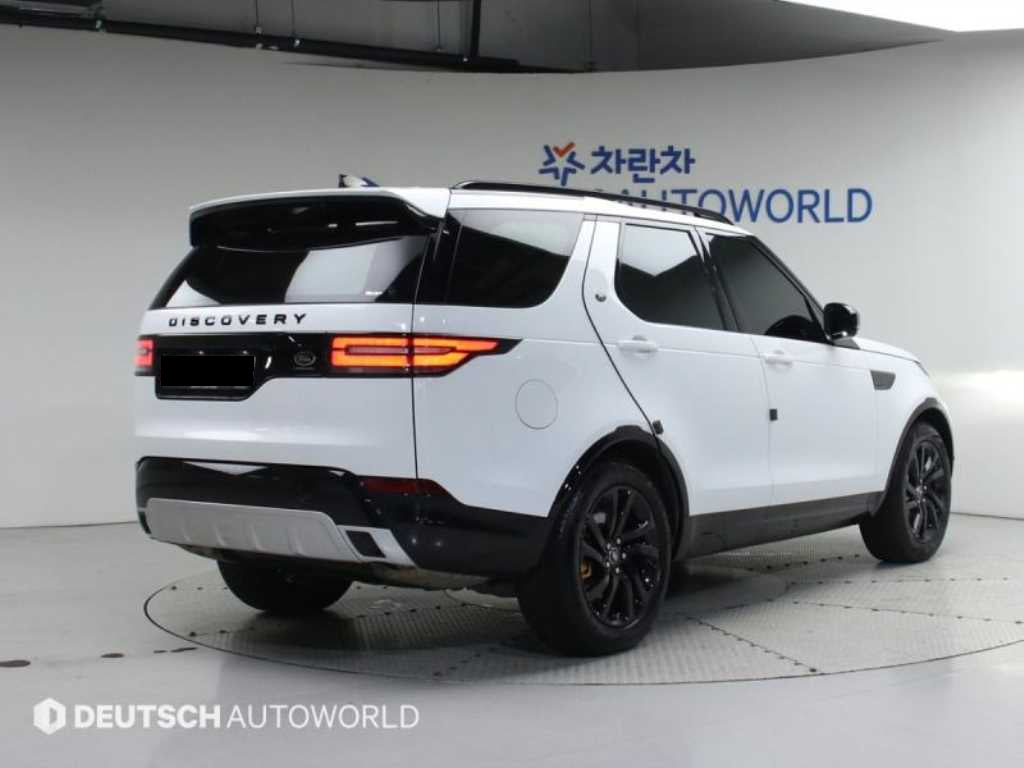 Land Rover Discovery — photo 02