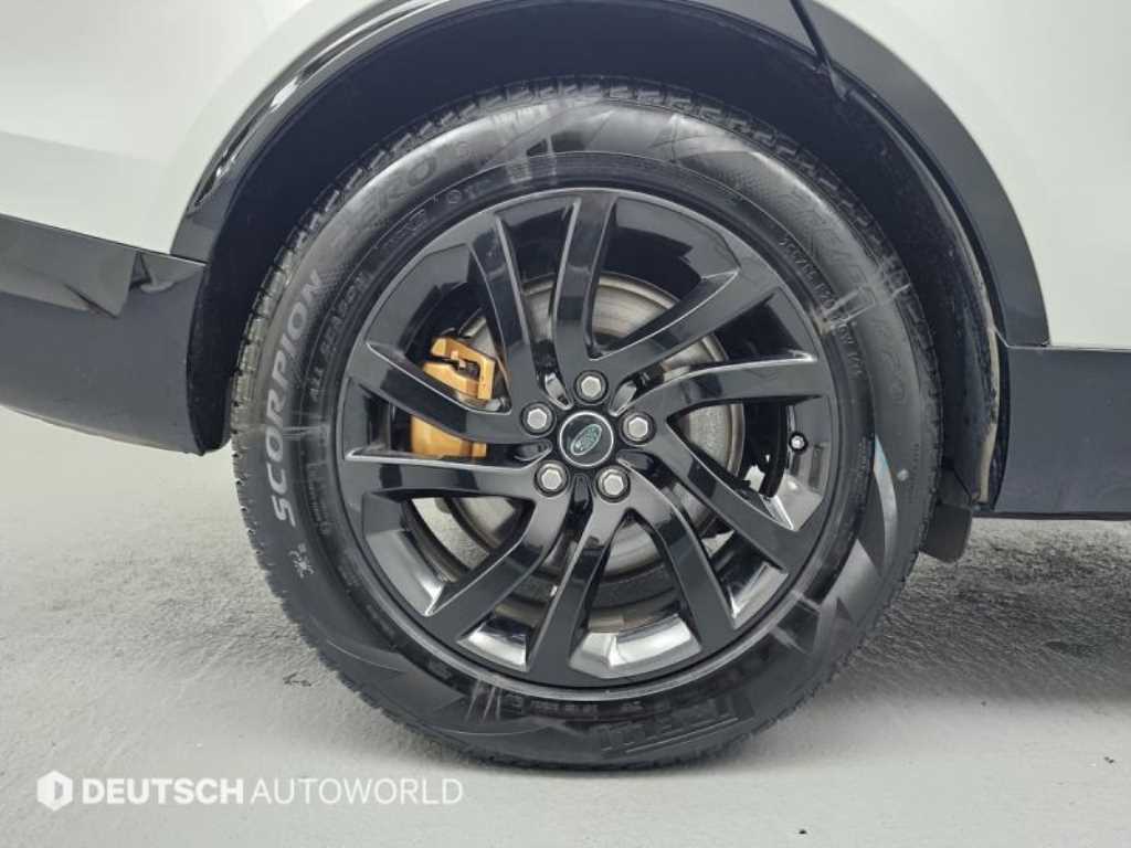 Land Rover Discovery — photo 05