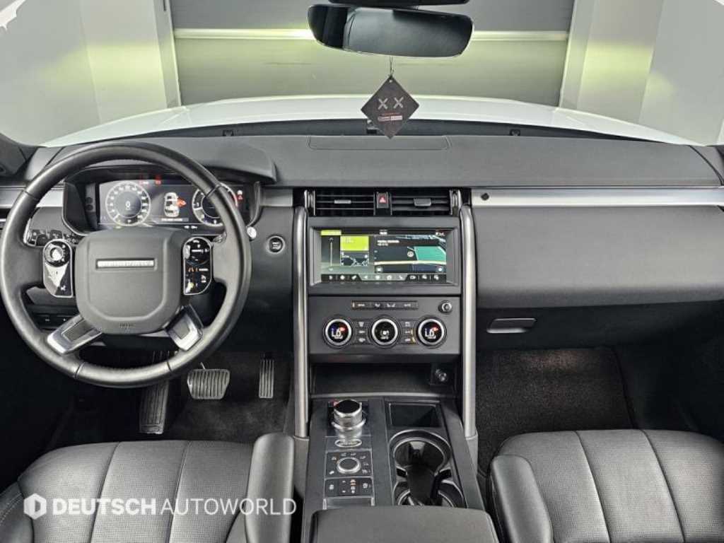 Land Rover Discovery — photo 07