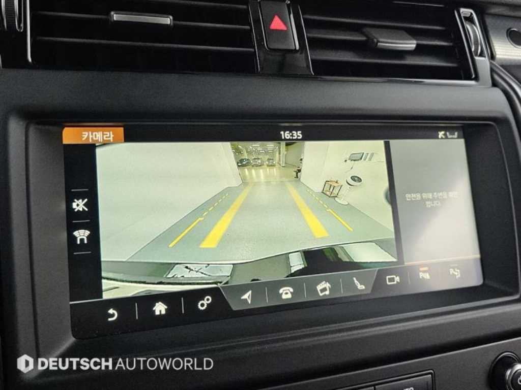 Land Rover Discovery — photo 15
