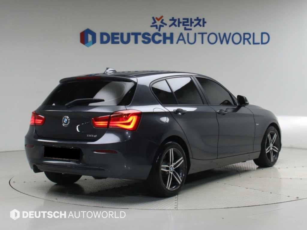 BMW 1-Series — photo 02